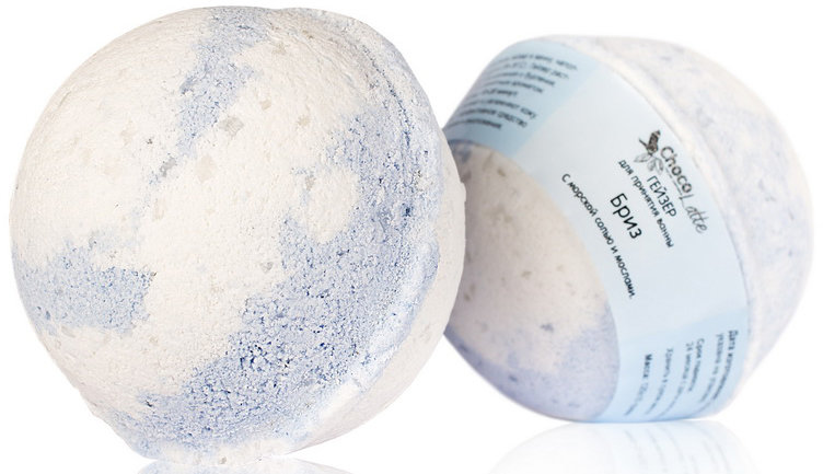 ChocoLatte Гейзер (бурлящий шар) парфюм для ванн БРИЗ с морской солью и маслами, d 6 см, 150 г